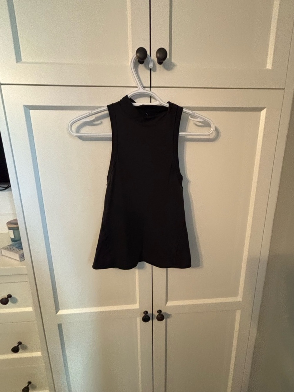 Lululemon Wundermost Nulu Mockneck Tank Top Black Size 2 - Picture 3 of 6